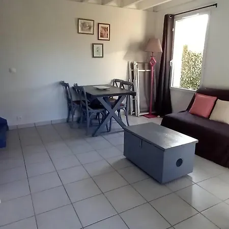 Maison Charmante Au Verdon Sur Mer Avec Piscine Partagee Сasa de vacaciones