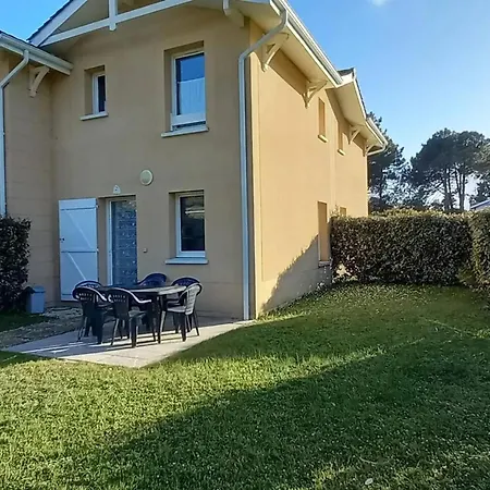 Maison Charmante Au Verdon Sur Mer Avec Piscine Partagee Сasa de vacaciones